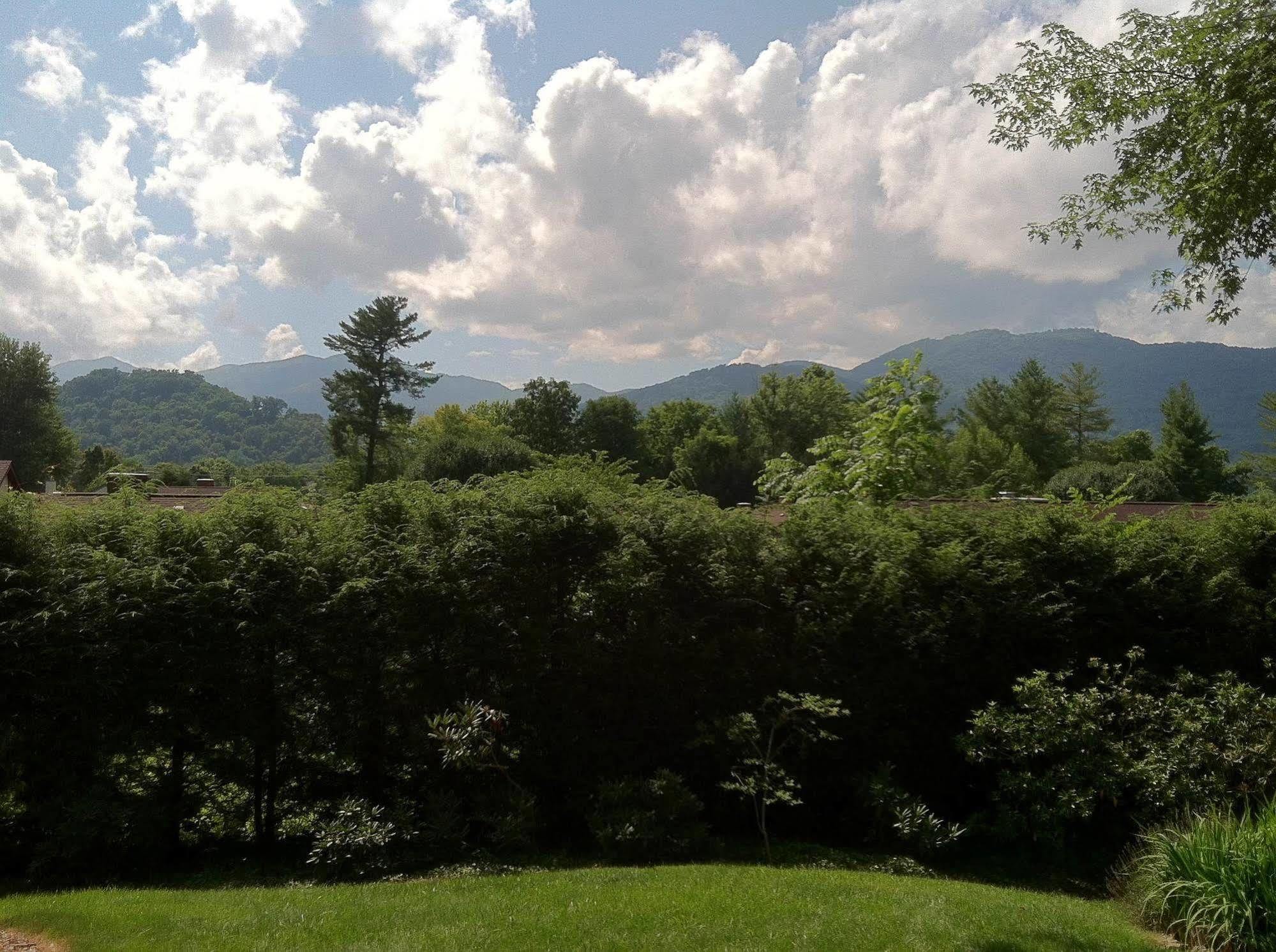 Brookside Mountain Mist Inn Waynesville Eksteriør billede