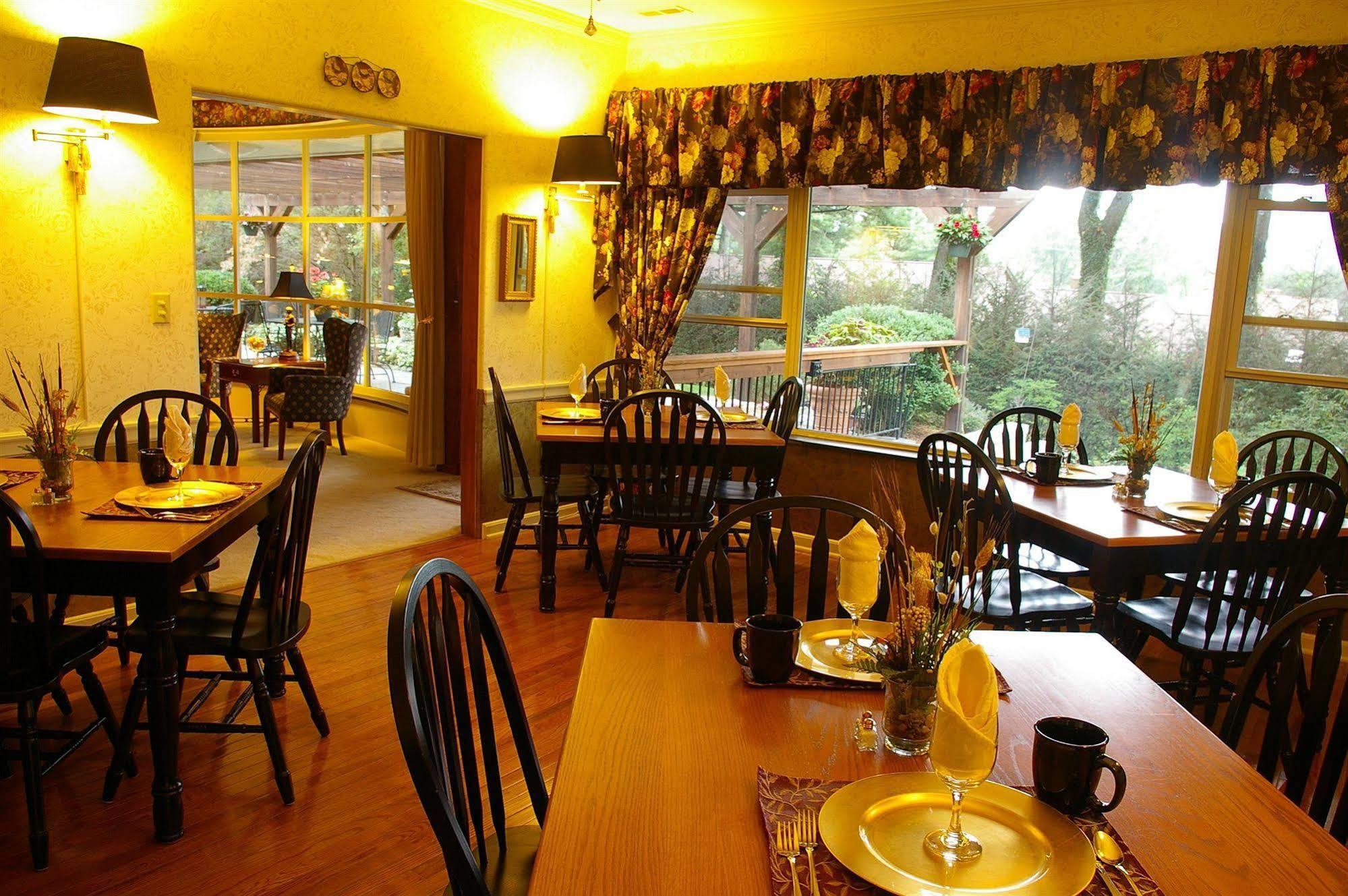 Brookside Mountain Mist Inn Waynesville Eksteriør billede